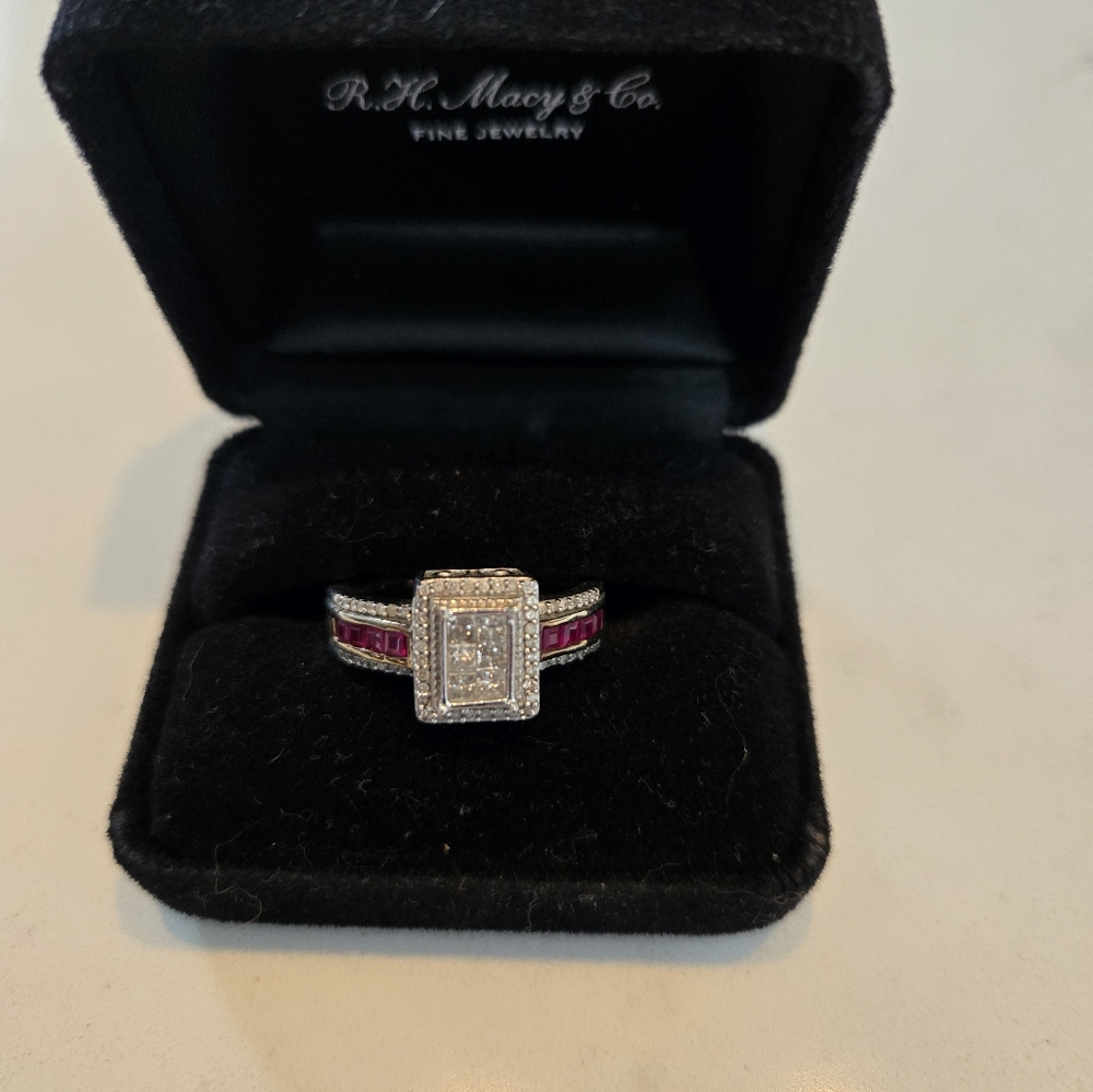Ruby and Diamond Ring - Picture 2 of 8